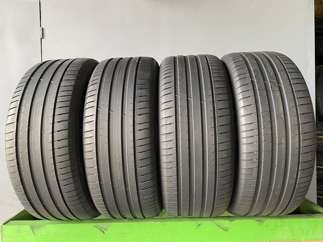 Michelin Pilot Sport 4 SUV 275/50 R21