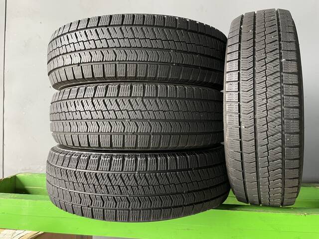 Bridgestone Blizzak VRX 2 185/65 R15